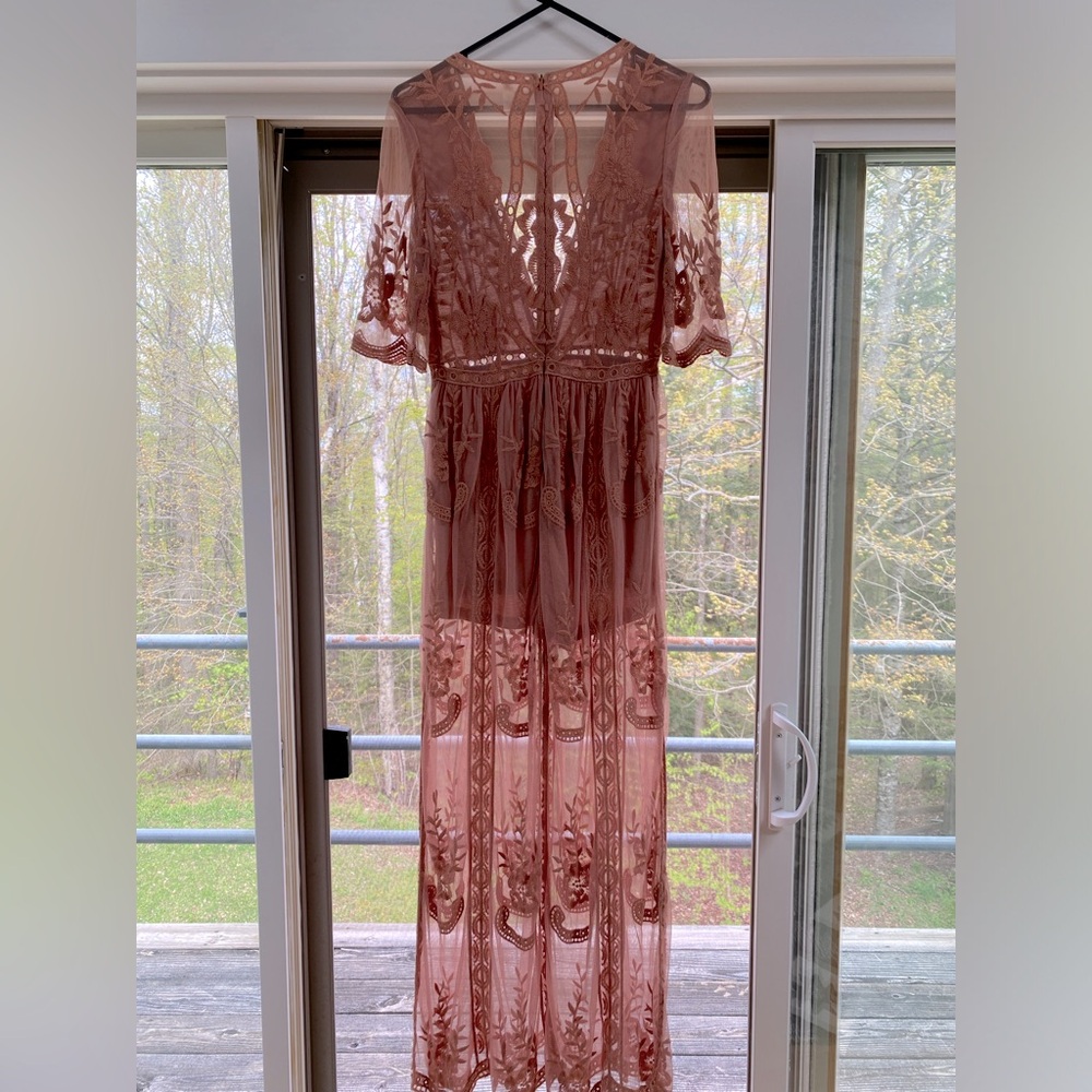 Wishlist- As You Wish Women’s Embroidered Lace Maxi Dress- Size M